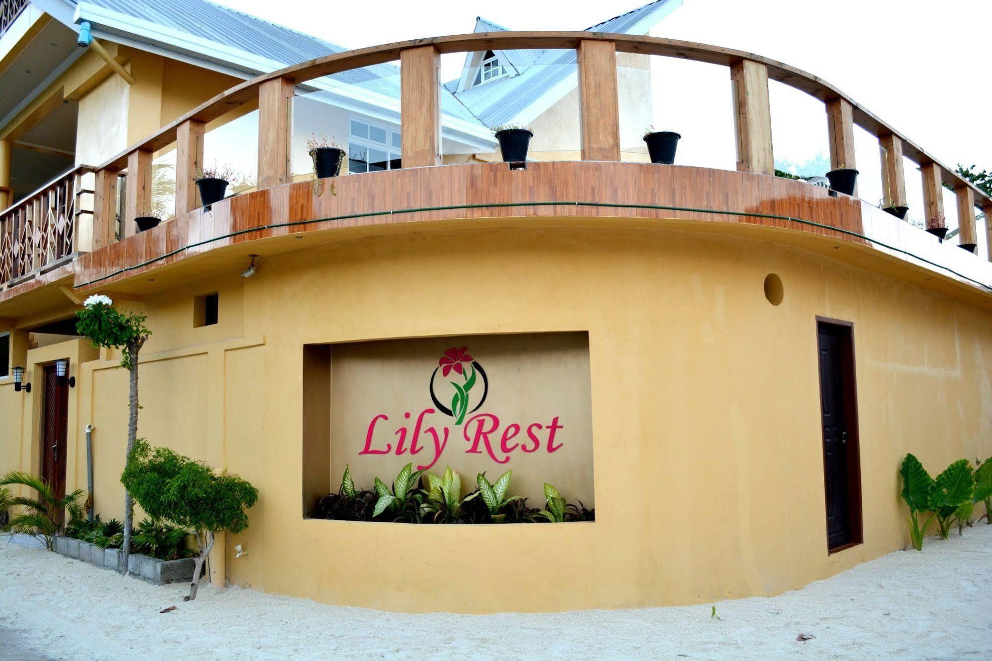 Отель Lily Rest Maldives Маафуши Экстерьер фото
